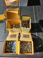 Bouten en vijzen, Enlèvement