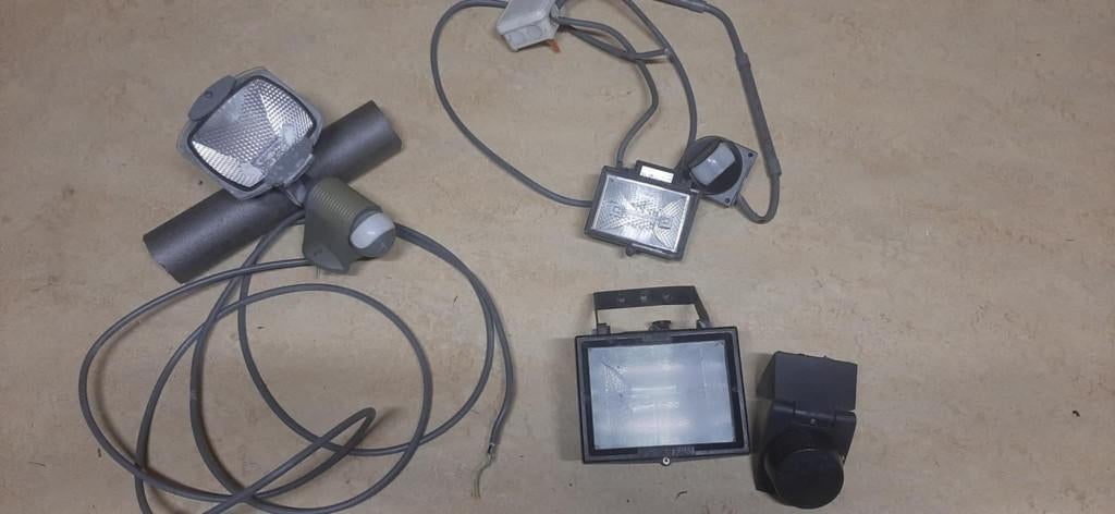 LAMPES DE JARDIN, Jardin & Terrasse, Éclairage extérieur, Comme neuf, Autres types, Aluminium, 250 watts ou plus, Alimentation secteur