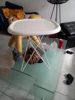 Magis table signer, Maison & Meubles