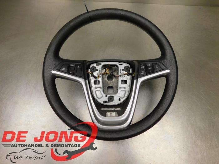Volant d'un Opel Meriva, Autos : Pièces & Accessoires, Commande, Opel, Utilisé, 3 mois de garantie, Enlèvement ou Envoi