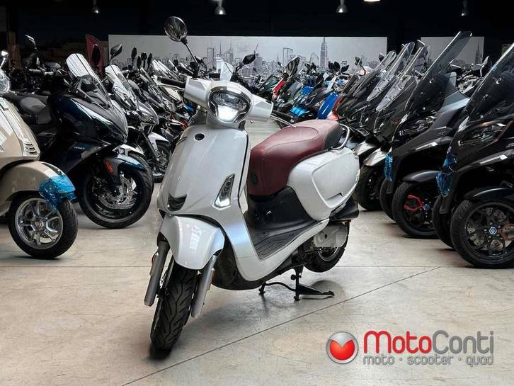 Kymco Like 50 4T 2019 [8300km], Vélos & Vélomoteurs, Scooters | Kymco, Comme neuf, Like, Essence, Enlèvement