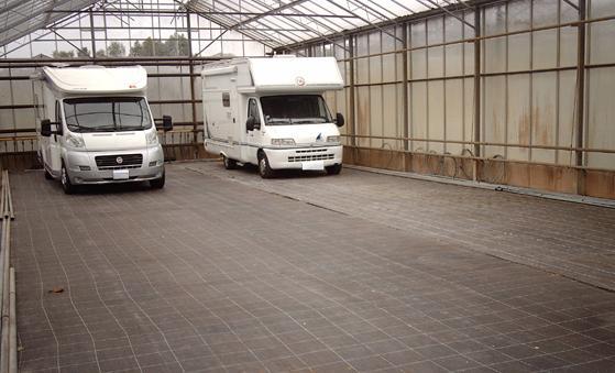 Stalling caravan, Caravans en Kamperen, Caravanopslag