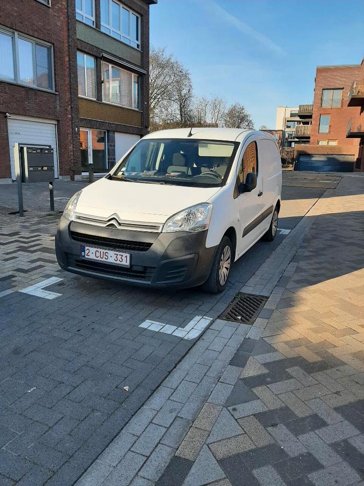 Citroen berlingo bestelwagen 10/2018 - Euro6 - prijs all in, Auto's, Bestelwagens en Lichte vracht, Particulier, ABS, Airbags