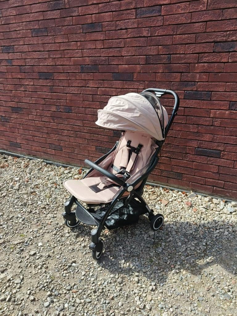 Hamilton buggy + beschermhoes, Kinderen en Baby's, Buggy's, Zo goed als nieuw, Overige merken, Verstelbare rugleuning, Zonnekap
