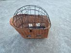Basil fietsmand groot model  57x33x47cm metalen kooi-ketting, Fietsen en Brommers, Fietsaccessoires | Fietsmanden, Ophalen, Fietsmand