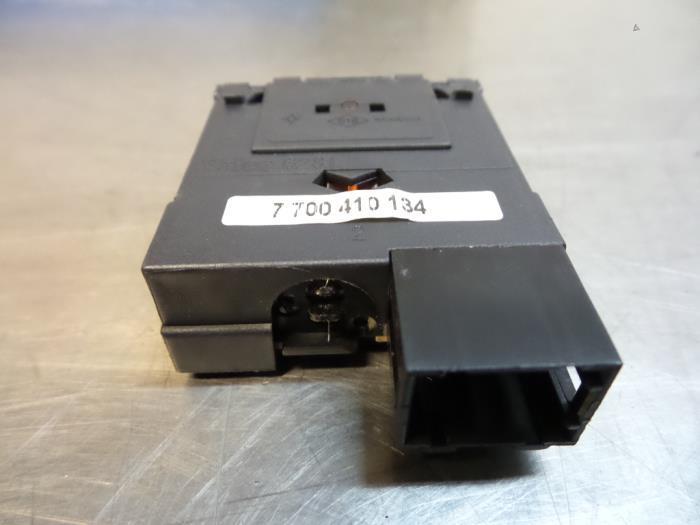 Commutateur phare hauteur réglable d'un Renault Clio (Clio, Autos : Pièces & Accessoires, Tableau de bord & Interrupteurs, Renault