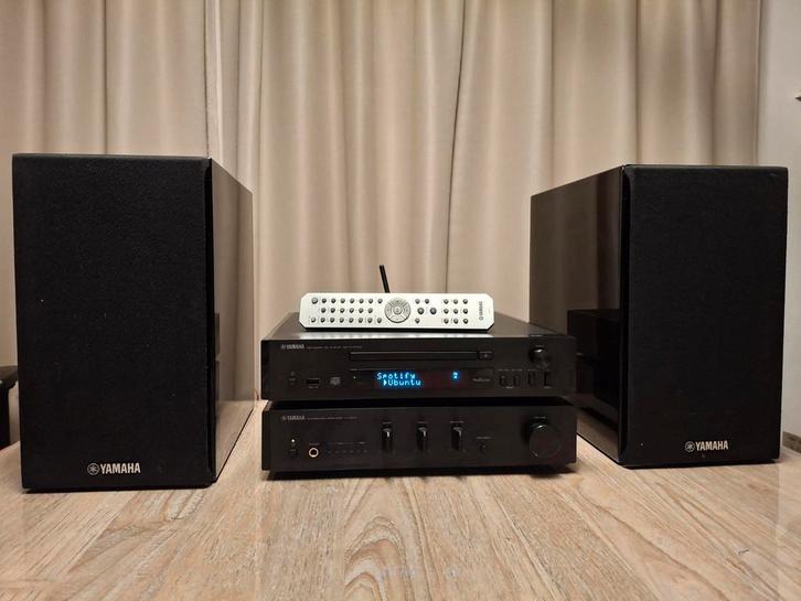 Yamaha MusicCast MCR-N870D ( A-U670D + CD-NT670D + NS-BP401, TV, Hi-fi & Vidéo, Amplificateurs & Ampli-syntoniseurs, Yamaha, Enlèvement