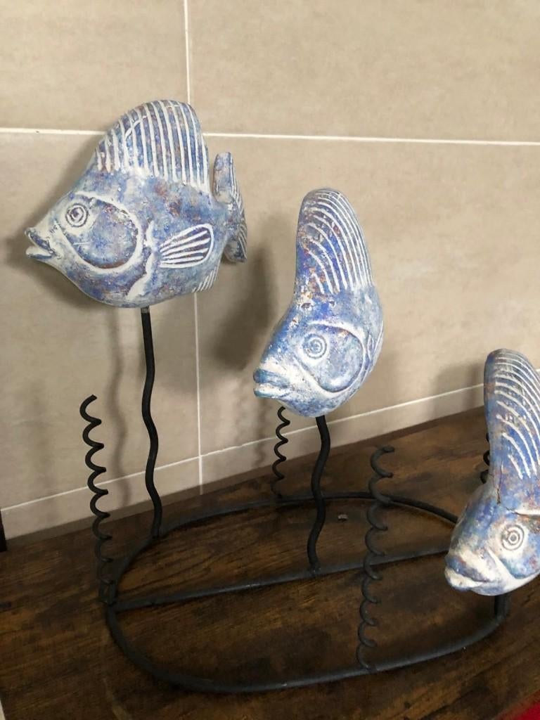 image d'un trio de poissons, Antiquités & Art, Enlèvement, Statue