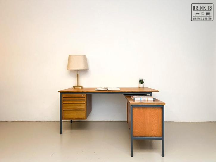 Facit - Design bureau, Antiek en Kunst, Curiosa en Brocante, Ophalen