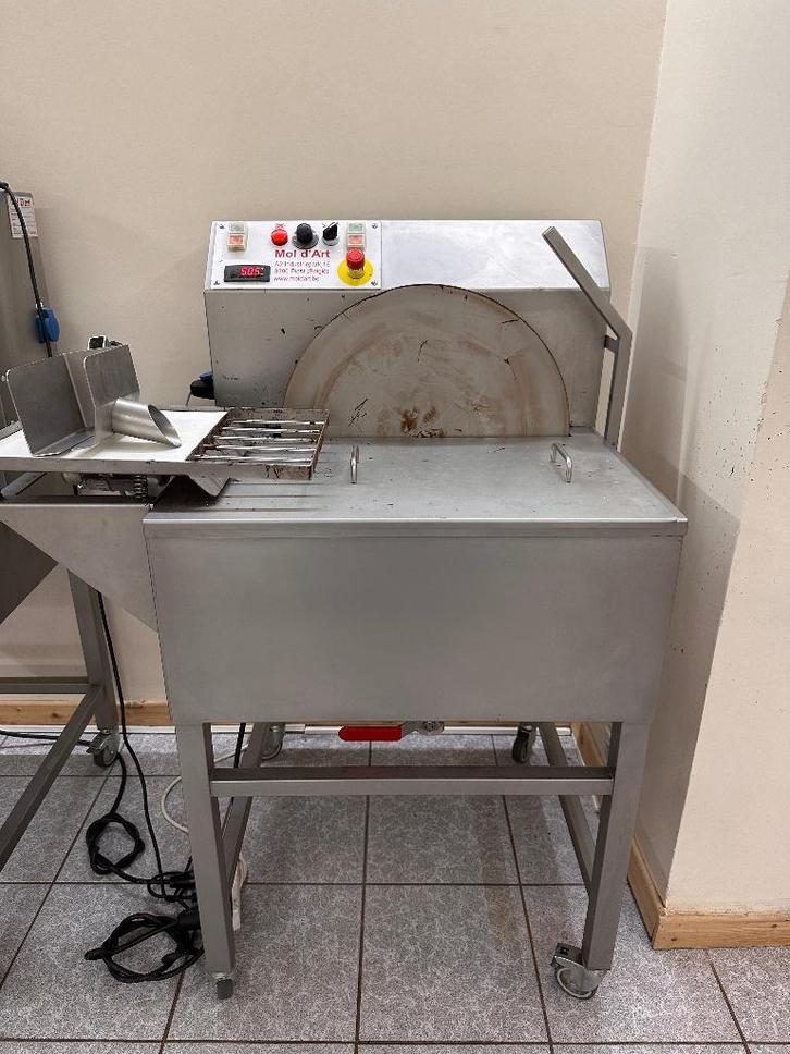 Chocolade wielmachine 50kg Mol D’art prima staat, Elektronische apparatuur, IJsmachines, Gebruikt, Ophalen