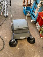 numatic veegmachine, Ophalen, Zo goed als nieuw