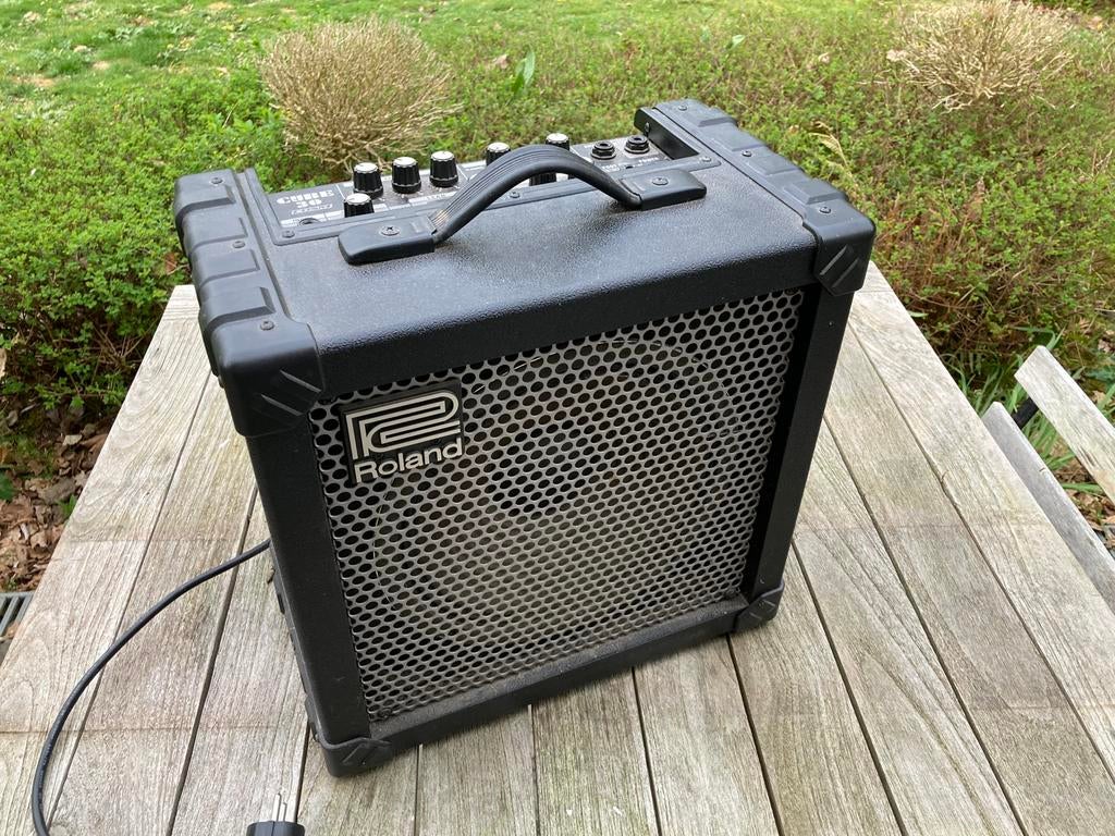 Roland Cube-30 Gitaarversterker – Goede staat!, Muziek en Instrumenten, Ophalen, Zo goed als nieuw, Chorus