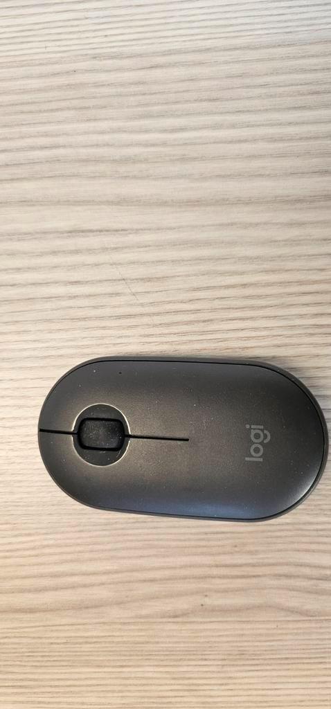 Logitech draadloze muis, Computers en Software, Muizen, Muis, Draadloos, Ophalen of Verzenden
