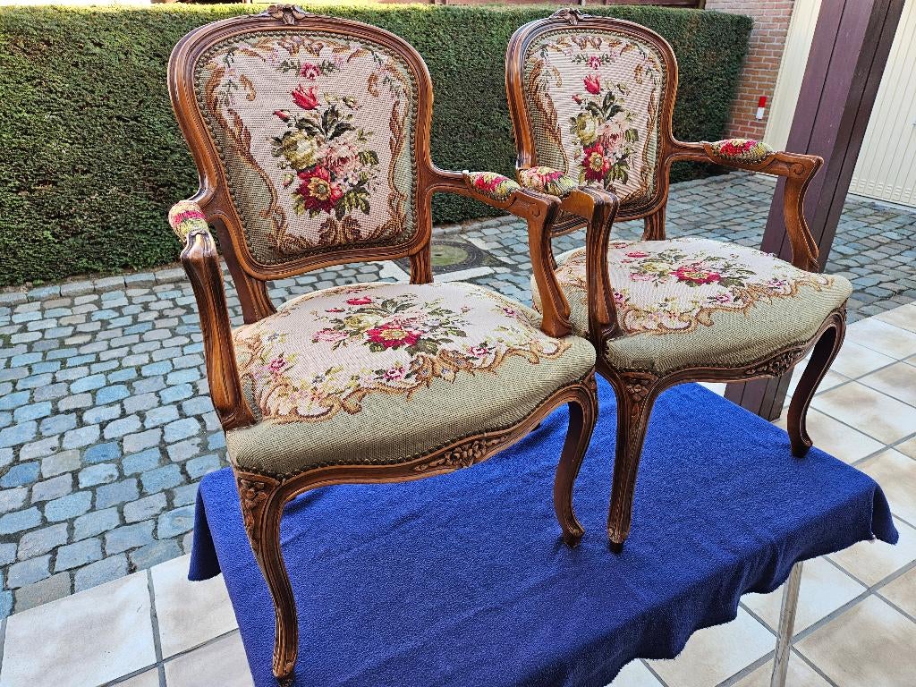 Ensemble de 2 fauteuils anciens de style Louis XV - florale, Antiquités & Art, Antiquités | Meubles | Chaises & Canapés, Enlèvement