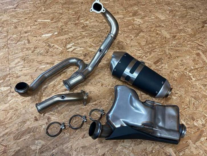 Ligne d'échappement complète OEM KTM Superduke 1290R Gen1 !, Motos, Accessoires | Autre, Comme neuf, Enlèvement ou Envoi