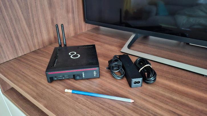 Fujitsu Esprimo g5010, Informatique & Logiciels, Ordinateurs de bureau, Utilisé, 2 à 3 Ghz, SSD, 16 GB, Enlèvement