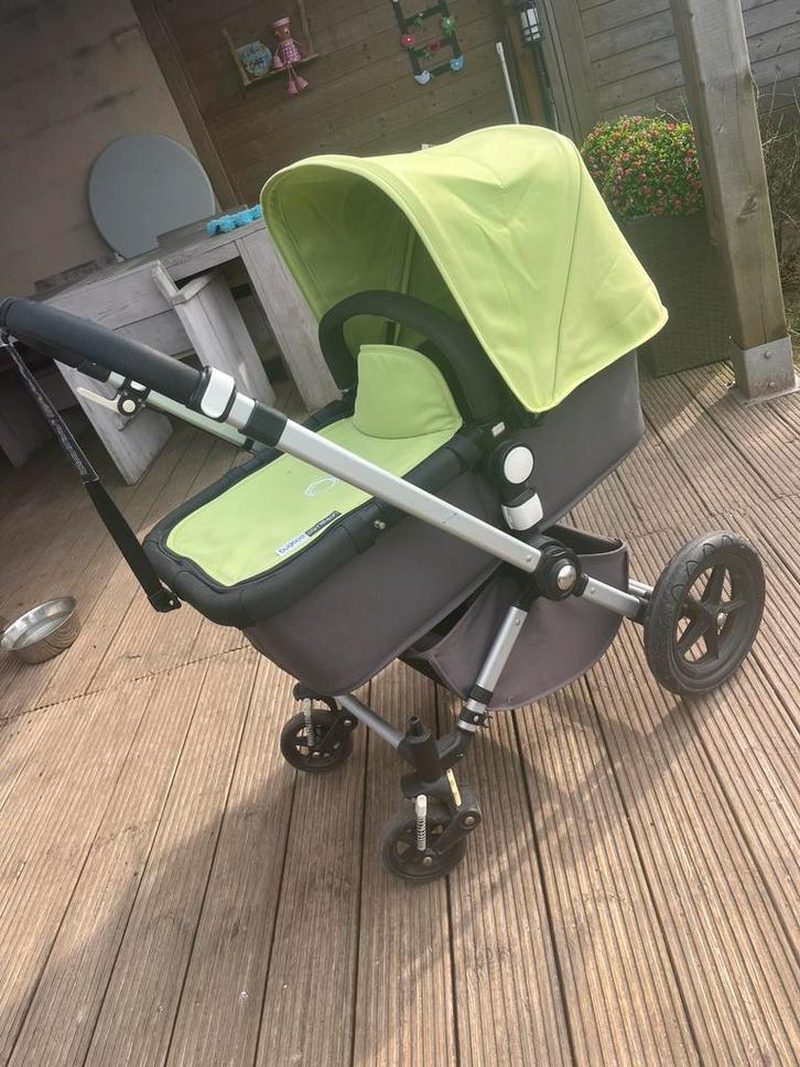 Bugaboo cameleon  kinderwagen, Enfants & Bébés, Buggys, Utilisé, Autres marques, Protection de pluie, Dossier réglable, Ombrelle