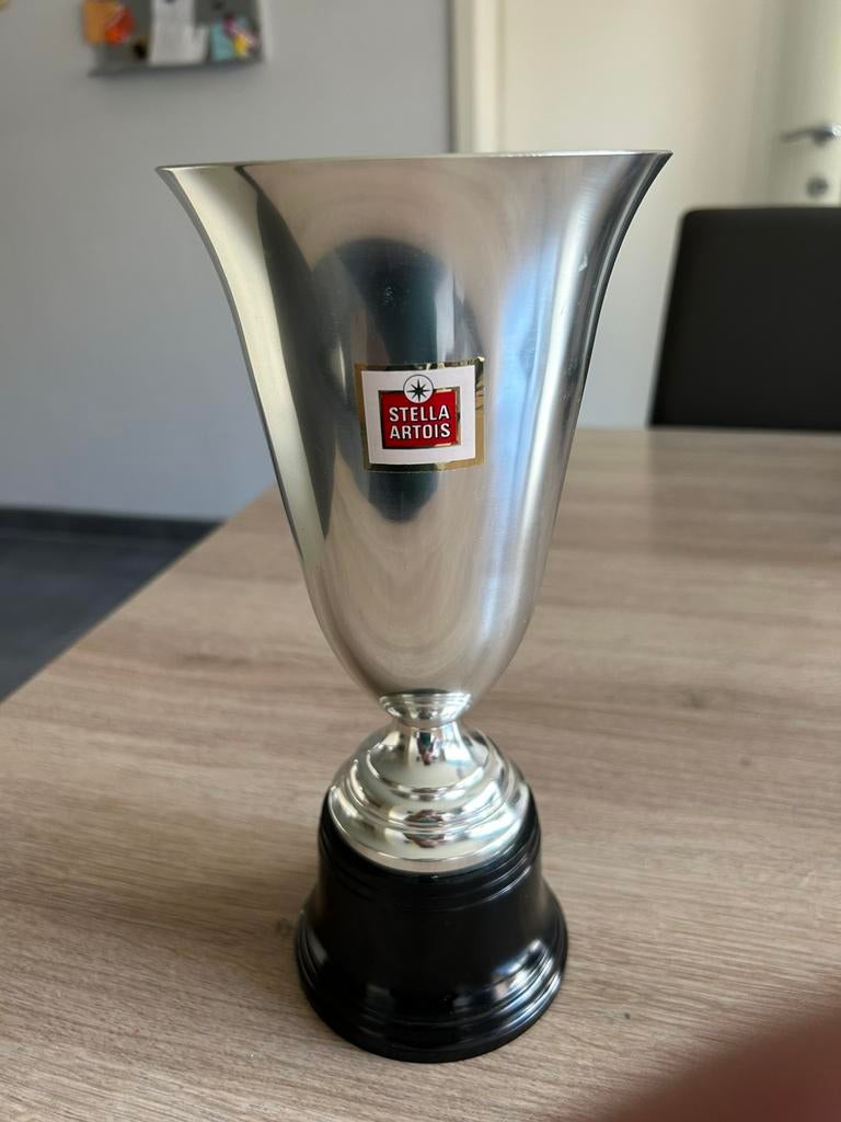 Stella artois, Collections, Marques de bière, Enlèvement ou Envoi, Comme neuf, Stella Artois