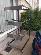 VERRIJDBARE OPSLAGKAR MET 3 LEGGERS, Ophalen