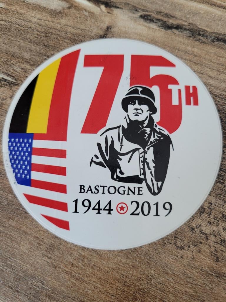 Autocollant 75th Bastogne 1944-2019, Collections, Objets militaires | Général, Enlèvement ou Envoi