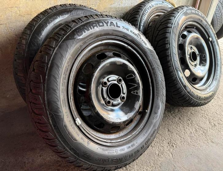 Kit Hiver Ford, 4x108, Pneus Neige UNIROYAL 195 60 15, Autos : Pièces & Accessoires, Pneus & Jantes, Pneus et Jantes, Pneus hiver