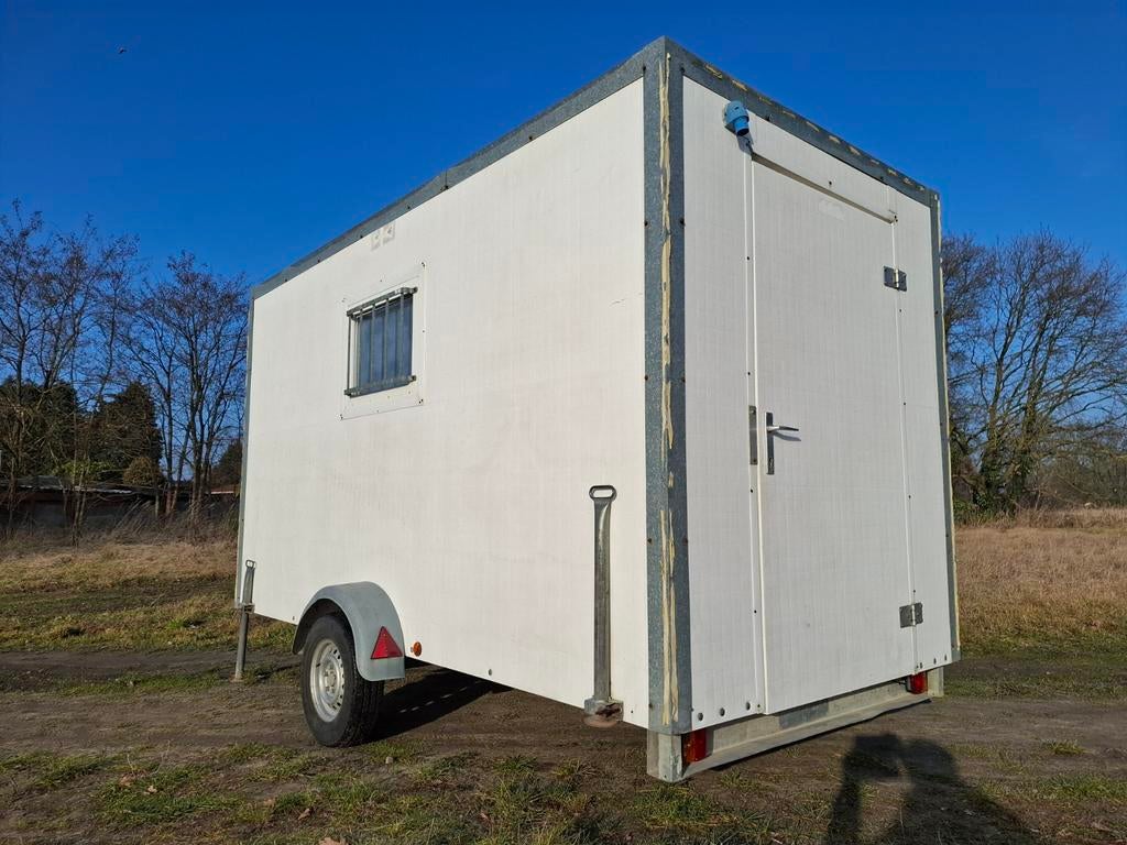 Gesloten aanhangwagen, Bricolage & Construction, Enlèvement