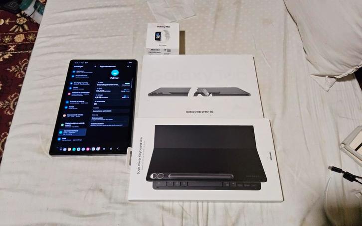 Samsung Galaxy Tab S9 FE+, clavier 5g, accessoires
., Informatique & Logiciels, Android Tablettes, Enlèvement ou Envoi