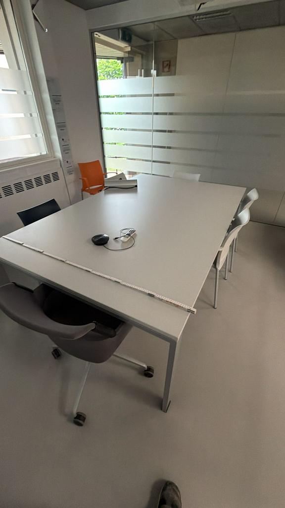 Bureautafel 140x220 cm, Ophalen, Zo goed als nieuw