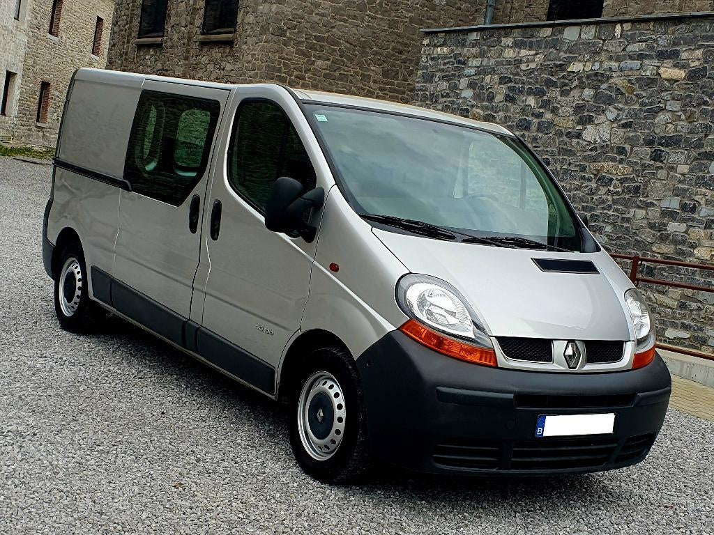 Renault Trafic 1.9 Dci 100cv 100.000km Long chassis Propre, Argent ou Gris, Achat, 3 places, 5 portes