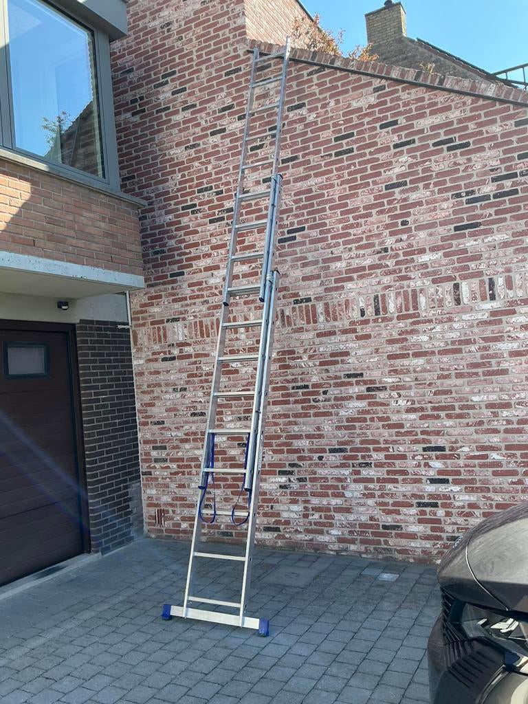 Échelle en aluminium 3 x 9, Bricolage & Construction, Échelles & Escaliers, Comme neuf, Échelle, 4 mètres ou plus, Pliable ou rétractable/escamotable