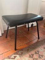 AUTHENTIEKE VINTAGE VOETENBANK ZWART MIDCENTURY GUARICHE, Ophalen of Verzenden, Zo goed als nieuw, Leer