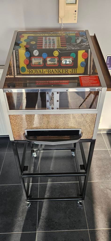 Royal Banker III muntenschuiver met defect, Collections, Machines | Jukebox, Enlèvement