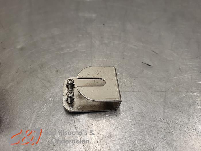 Câble commutation boîte de vitesse d'un Opel Vivaro, Autos : Pièces & Accessoires, Freins & Transmission, Opel, Utilisé, 3 mois de garantie