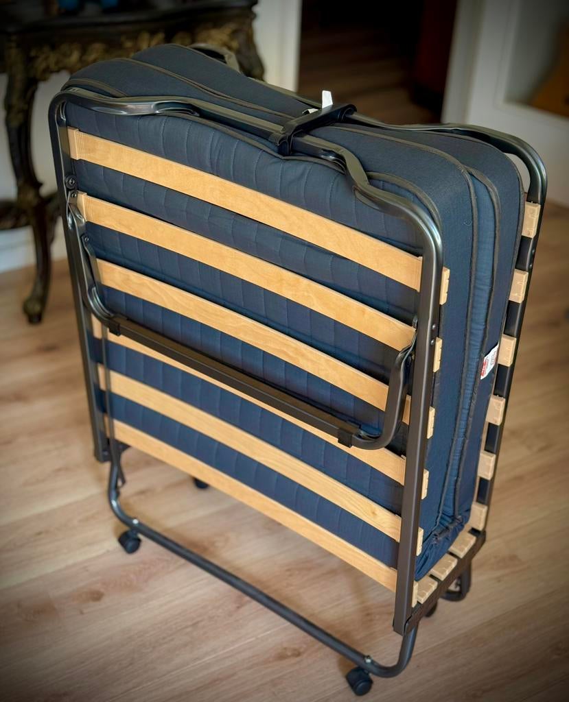 Lit pliant à vendre, Maison & Meubles, Chambre à coucher | Lits, Gris, Une personne, Comme neuf, Enlèvement