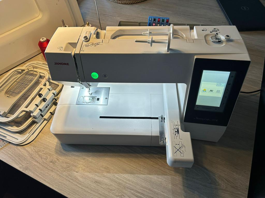 Machine à broder, Enlèvement, Comme neuf