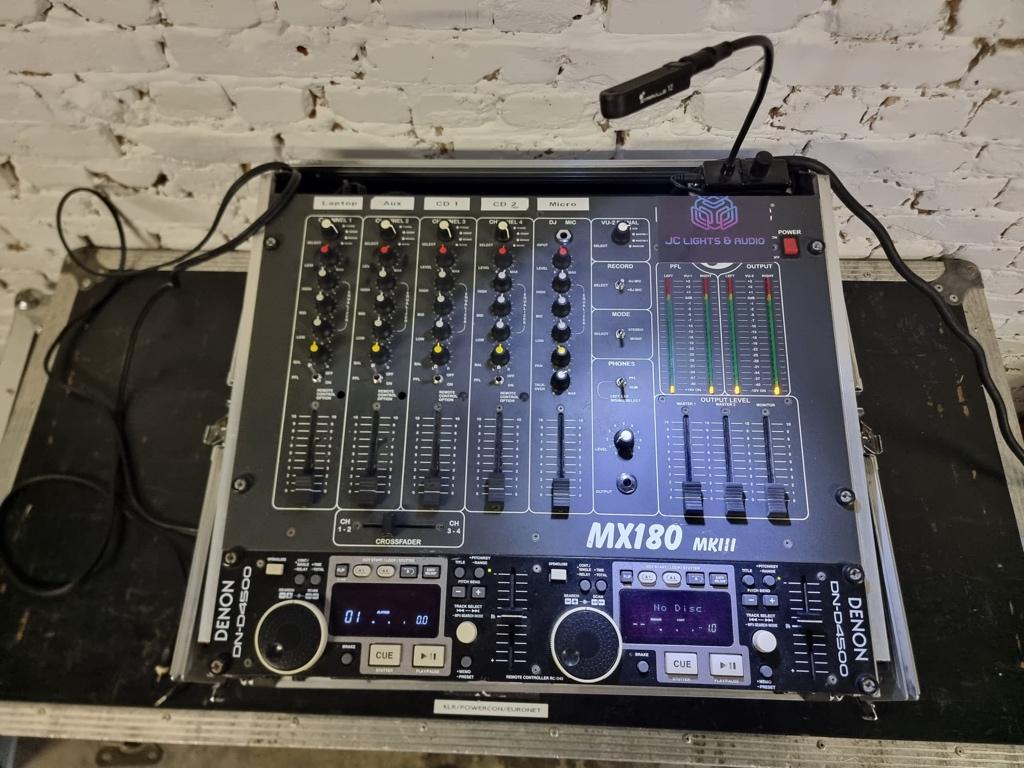 Rodec MX180  MK3 +Denon DN-D4500 in flichtcase, Muziek en Instrumenten, Dj-sets en Draaitafels, Gebruikt, Dj-set, Overige merken