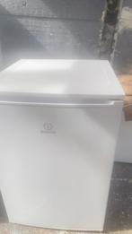 petit frigo de table Indesit A++  etat Neuf !, Electroménager, Classe énergétique A ou plus économe, Enlèvement ou Envoi, 85 à 120 cm
