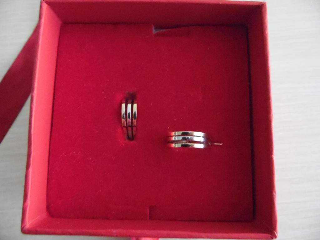 BOUCLE D'OREILLE   +  COLLIER   OR JAUNE, Bijoux, Sacs & Beauté, Boucles d'oreilles, Comme neuf, Pendantes, Or, Jaune, Enlèvement ou Envoi