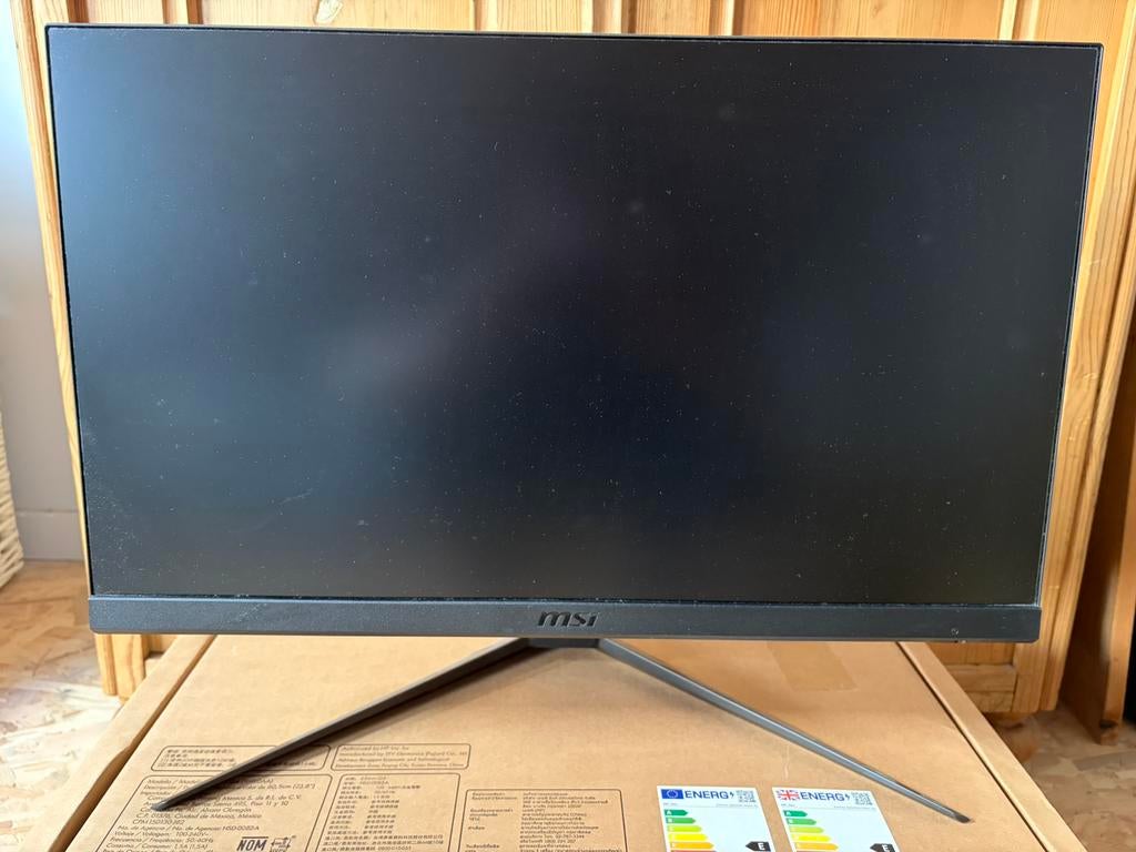 MSI Optix G241V, Computers en Software, Monitoren, Kantelbaar, Full HD, Zo goed als nieuw, HDMI