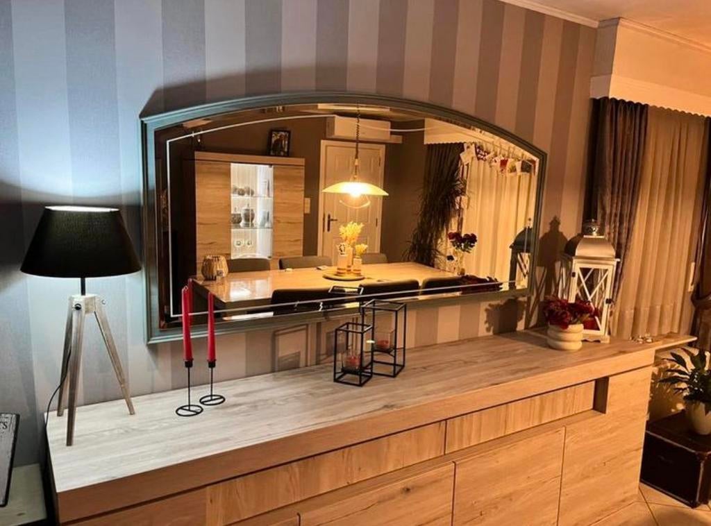 grote spiegel, Ophalen