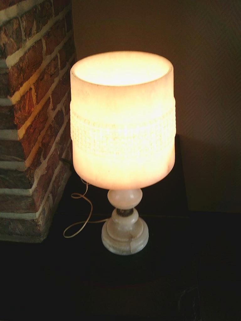 te  koop  vintage  lamp  (marmer), Ophalen, Overige typen