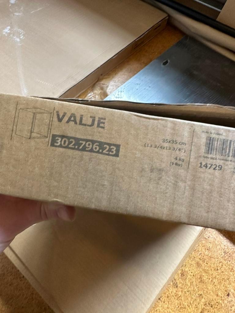 Valje IKEA hangkastje, Ophalen, Nieuw