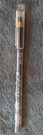Yves Rocher Night Blue Kohl Pencil Nieuw en verzegeld!, Ogen, Blauw, Nieuw, Ophalen of Verzenden