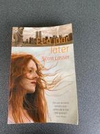 Een jaar later - Scott Lasser, Ophalen of Verzenden, Gelezen