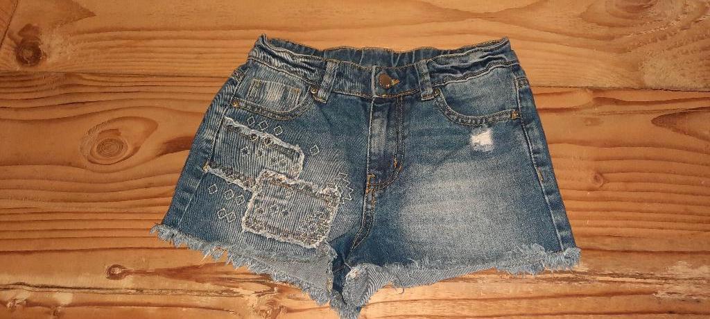 Magnifique short OVS taille 140 - 9/10 ans, Enfants & Bébés, Vêtements enfant | Taille 140, Pantalon, Enlèvement ou Envoi, Comme neuf