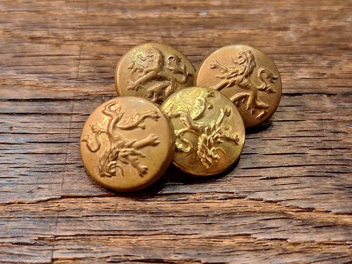 4 oude koperen knopen van Belgische strijdkrachten, Verzamelen, Militaria | Algemeen, Landmacht, Kleding of Schoenen, Ophalen of Verzenden