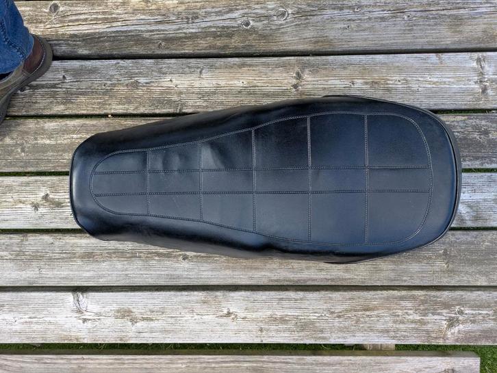 Kawasaki Z1 900 origineel zadel zitbank., Motoren, Onderdelen | Oldtimers, Gebruikt, Ophalen of Verzenden