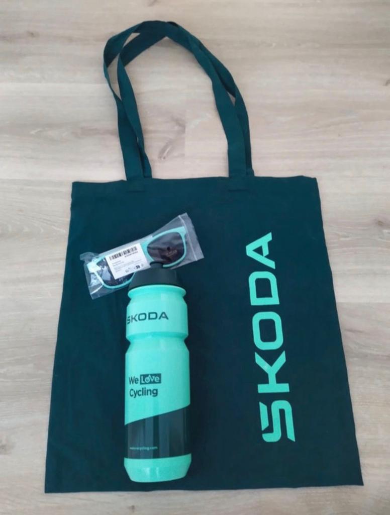 Pakket Skoda ‘we love cycling’, Fietsen en Brommers, Fietsaccessoires | Fietskleding, Ophalen of Verzenden, Nieuw