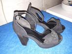 Damesschoenen, Vêtements | Femmes, Chaussures, Enlèvement ou Envoi, Chaussures à haut talons, Comme neuf, Noir