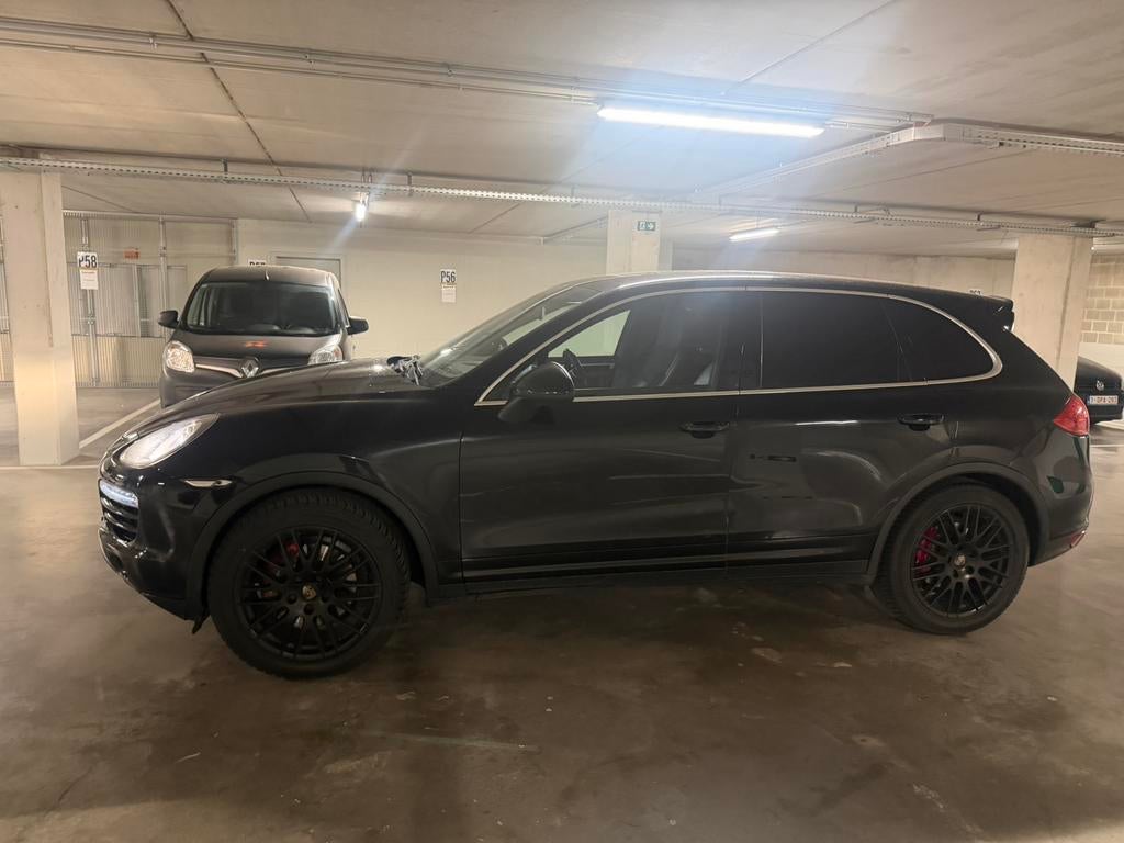 Belle Porshe Cayenne S ja 3l diesel model 2012, Autos, Porsche, Entreprise, Cayenne, 4x4, ABS, Phares directionnels, Régulateur de distance